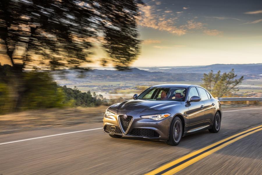  Alfa Romeo Giulia (952) 2016 года  (NA) (фото 5 из 5)